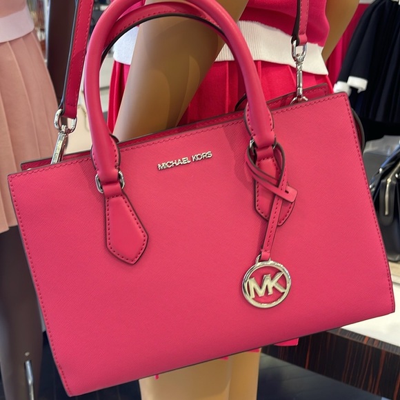 Michaela Kors Sheila Medium Faux Saffiano Leather Satchel
Dragonfruit 
NWT - Picture 7 of 16